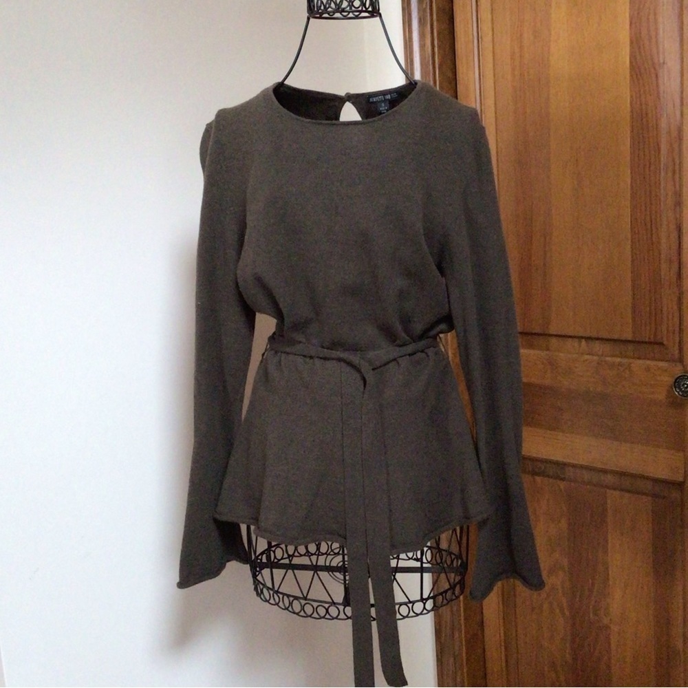 Lafayette 148 New York Olive Crew Neck Sweater